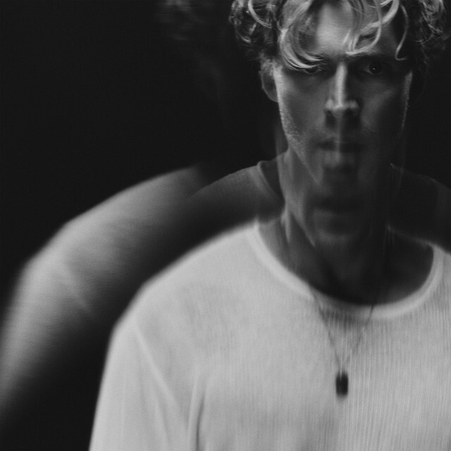 Christopher Ringer om natten (Joachim Emanuel Remix)